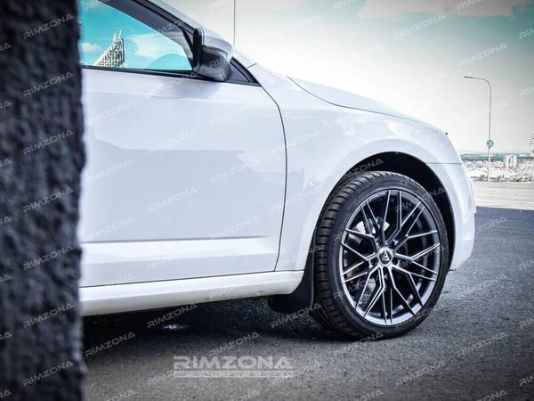 Skoda Octavia на дисках Vorsteiner VFF-107 R18 5x112 - Фото № 2