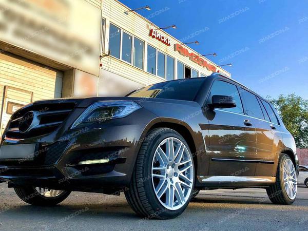 Mercedes GLK на дисках Brabus Monoblok F "20" - Фото № 2