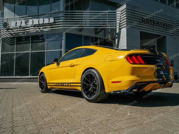 Ford Mustang на кованых дисках hre p101 - Фото № 7