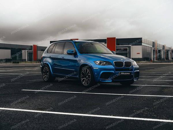 BMW X5M на кованых дисках 809 style R20 - Фото № 1