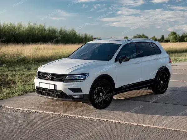 Volkswagen Tiguan на кованых HRE FF10 R19 - Фото № 1