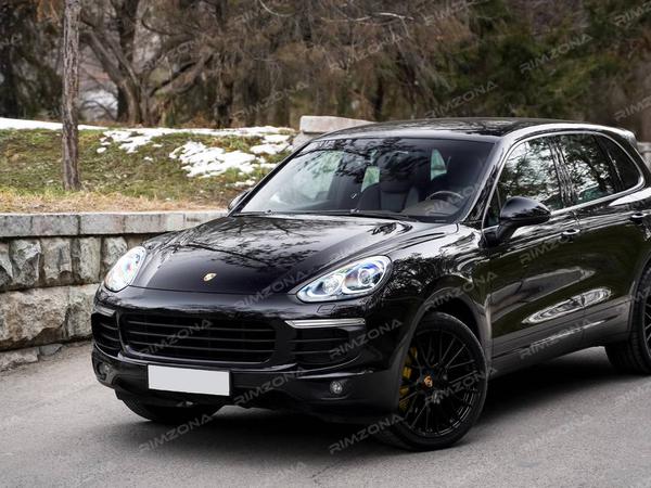 PORSCHE CAYENNE НА ЛИТЫХ ДИСКАХ В СТИЛЕ PORSCHE - Фото № 1