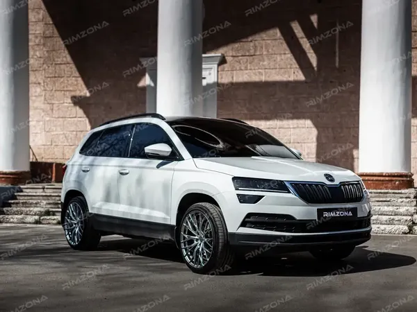 Skoda Karoq на литых дисках в стиле FLOW FORGED - Фото № 1