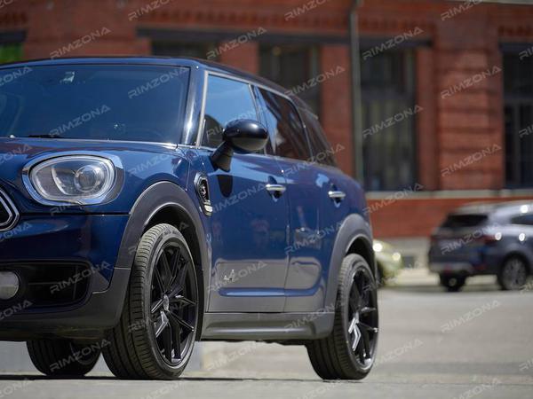 MINI COUNTRYMAN НА ЛИТЫХ ДИСКАХ В СТИЛЕ HRE FF21 R19 - Фото № 3