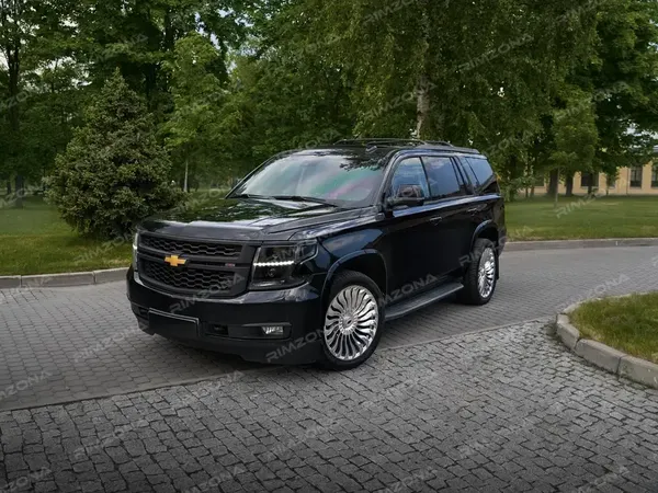 CHEVROLET TAHOE НА КОВАНЫХ КАСТОМНЫХ ДИСКАХ В СТИЛЕ MAYBACH R22 - Фото № 1