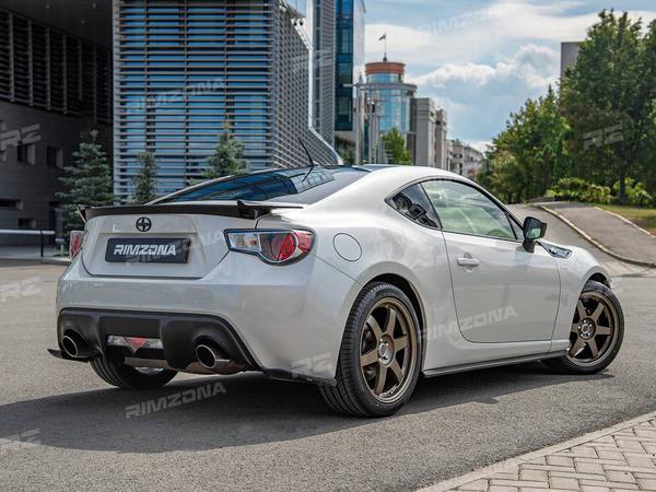 TOYOTA GT86 НА ЛИТЫХ ДИСКАХ В СТИЛЕ RAYS TE37 R18 - Фото № 7