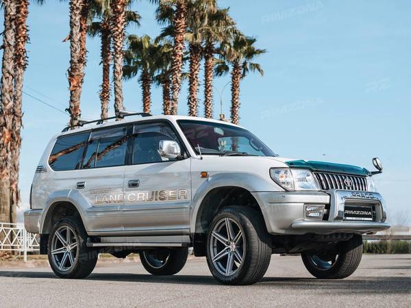 TOYOTA LAND CRUISER PRADO НА ЛИТЫХ ДИСКАХ В СТИЛЕ HF6-2 R20 - Фото № 4