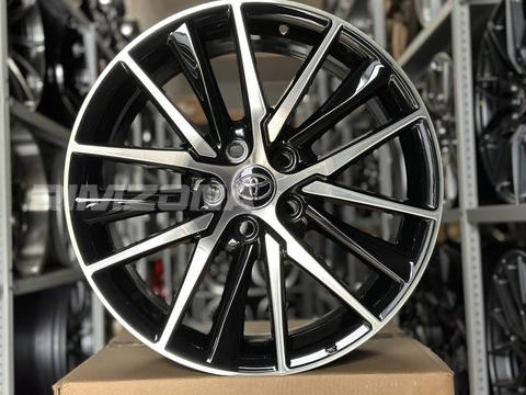 Литой диск В стиле Toyota Camry XV70 New R18 8J 5x114.3 ET45 dia 60.1