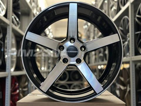 Литой диск В СТИЛЕ VOSSEN CV3 R18 8J 5x114.3 ET40 dia 73.1