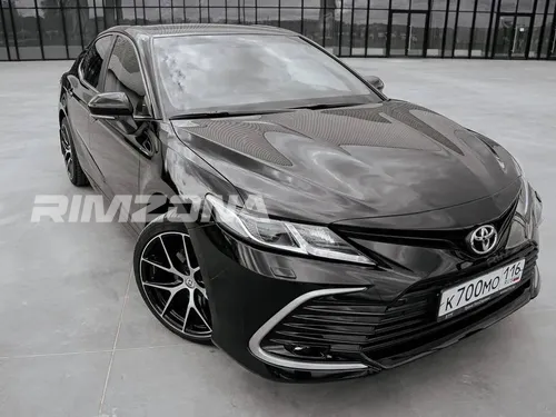 Литой диск HRE P101 R20 8.5J 5x114.3 ET38 dia 73.1 - Фото вживую на авто №3