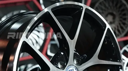 Литой диск HRE P101 R20 8.5J 5x114.3 ET38 dia 73.1 - Фото вживую №5