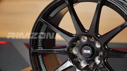 Литой диск XXR 527 R15 7J 4x100 ET15 dia 73.1 - Фото вживую №5