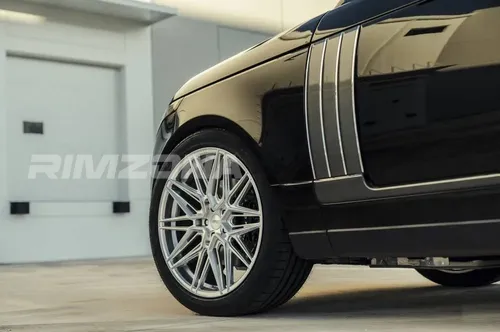 Литой диск В СТИЛЕ VOSSEN HF-7 R18 8.5J 5x114.3 ET38 dia 73.1 - Фото вживую на авто №5