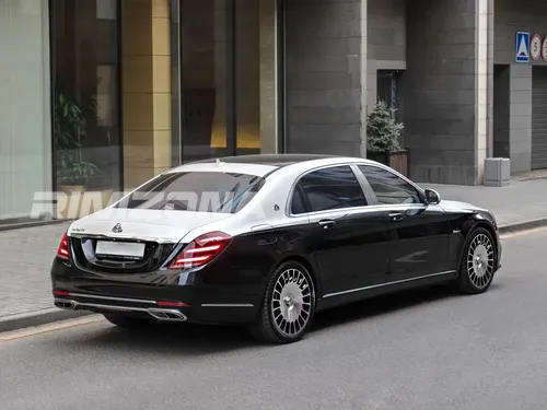 Литой диск В стиле Mercedes MAYBACH 222 R20 8.5/9.5J 5x112 ET38/43 dia 66.5 - Фото вживую на авто №7