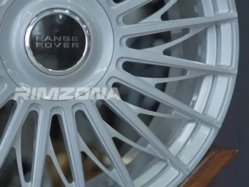 Кованый диск В СТИЛЕ LAND ROVER RR F-1356 R22 9.5J 5x120 ET42 dia 72.6 - Фото вживую №5