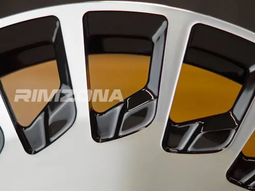 Литой диск В стиле Mercedes MAYBACH 222 R20 8.5/9.5J 5x112 ET38/43 dia 66.5 - Фото вживую №5