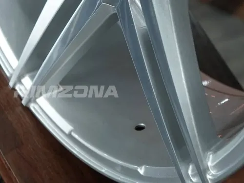 Литой диск В СТИЛЕ VOSSEN VPS302 R18 8J 5x113 ET38 dia 73.1 - Фото вживую №8