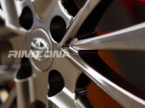 Литой диск В стиле Toyota XV55 R18 8J 5x114.3 ET40 dia 60.1 - Фото вживую №6