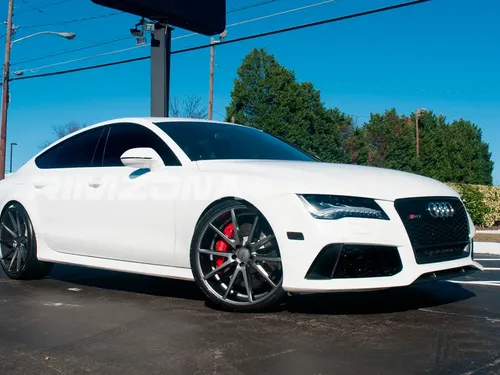 Литой диск В СТИЛЕ VOSSEN VFS1 R17 7.5J 5x114.3 ET40 dia 73.1 - Фото вживую на авто №2