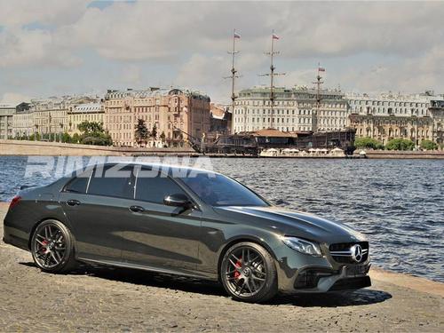 Литой диск В стиле Mercedes AMG 7 Double Spoke R20 8.5J 5x112 ET38 dia 66.6 - Фото вживую на авто №5