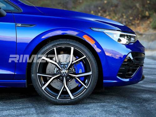 Литой диск В стиле Volkswagen R-LINE R17 7J 5x100 ET40 dia 57.1 - Фото вживую на авто №3