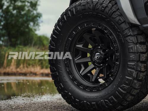 Литой диск FUEL Covert R18 9J 5x127 ET-12 dia 71.6 - Фото вживую на авто №3