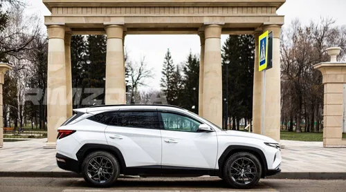 Литой диск HRE FF10 R18 8J 5x108 ET38 dia 67.1 - Фото вживую на авто №2