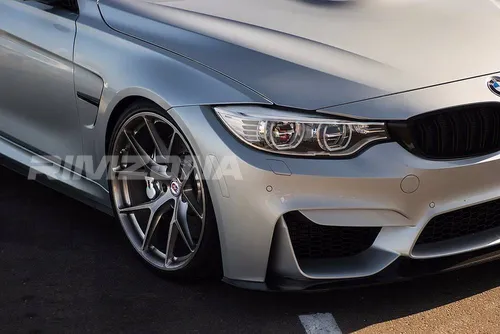 Литой диск HRE P101 R20 8.5J 5x114.3 ET38 dia 73.1 - Фото вживую на авто №4