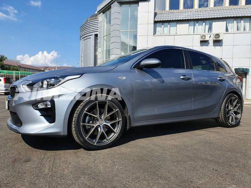 Литой диск HRE P101 R18 8J 5x114.3 ET35 dia 73.1 - Фото вживую на авто №2