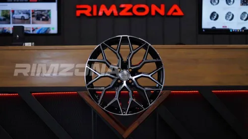 Литой диск В СТИЛЕ VOSSEN HF2 R17 7.5J 4x100 ET40 dia 60.1 - Фото вживую №7