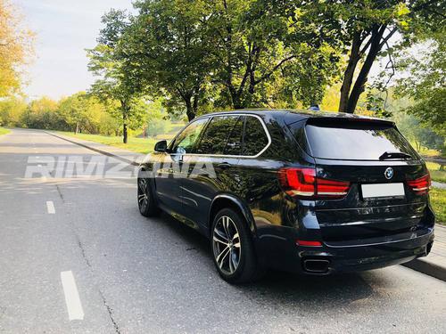 Литой диск В стиле BMW 468 style R20 10J 5x120 ET40 dia 74.1 - Фото вживую на авто №4