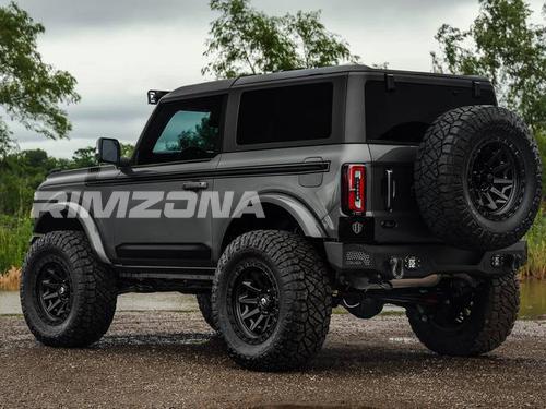 Литой диск FUEL Covert R18 9J 5x127 ET-12 dia 71.6 - Фото вживую на авто №2