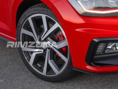 Литой диск В стиле Volkswagen Golf GTI R18 8J 5x112 ET38 dia 57.1 - Фото вживую на авто №5