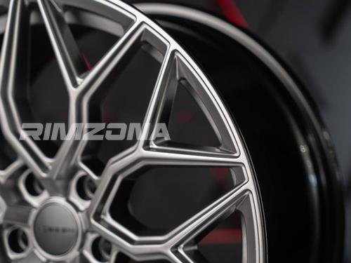 Литой диск В СТИЛЕ VOSSEN HF-2 R17 7.5J 5x114.3 ET35 dia 67.1 - Фото вживую №4