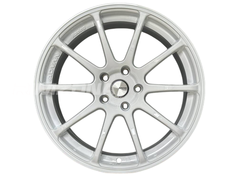 Литой диск ADVAN Racing RS R18 8/9J 5x114.3 ET30/25 dia 73.1