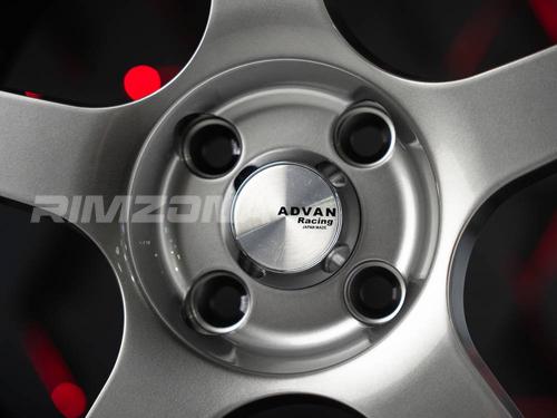 Литой диск ADVAN GT R17 7.5J 4x100 ET38 dia 73.1 - Фото вживую №4
