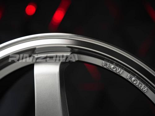 Литой диск ADVAN GT R17 7.5J 4x100 ET38 dia 73.1 - Фото вживую №7