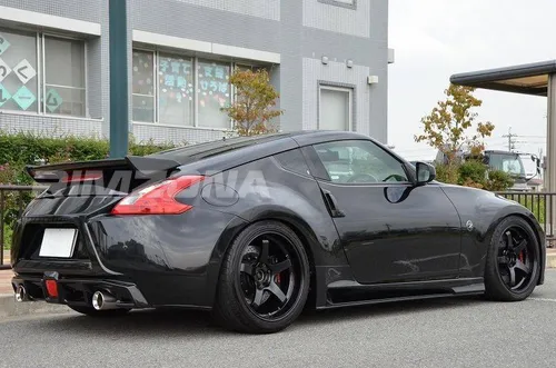 Литой диск ADVAN GT R17 7.5J 4x100 ET38 dia 73.1 - Фото вживую на авто №9