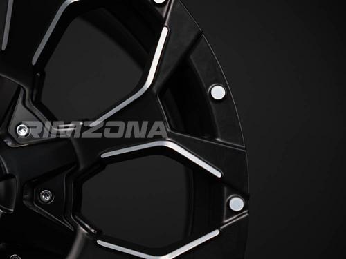 Литой диск FUEL Assault R16 8J 6x139.7 ET0 dia 110.1 - Фото вживую №5