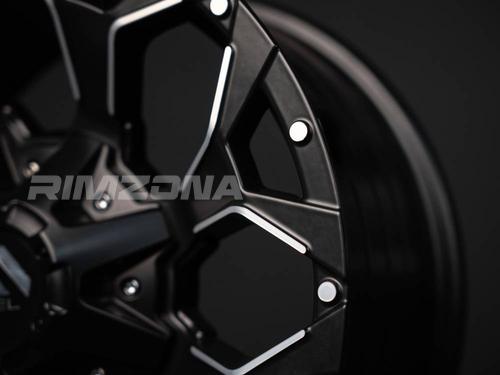 Литой диск FUEL Assault R16 8J 6x139.7 ET0 dia 110.1 - Фото вживую №7