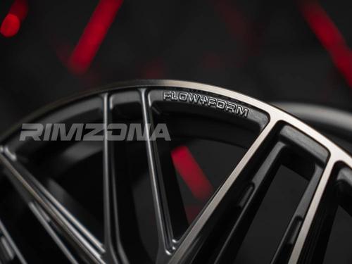 Литой диск В СТИЛЕ VOSSEN HF-7 R18 8J 5x114.3 ET38 dia 73.1 - Фото вживую №6
