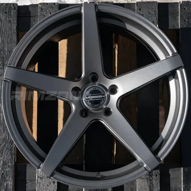 Литой диск В СТИЛЕ VOSSEN CV3 Volterra R18 9J 5x114.3 ET20 dia 73.1